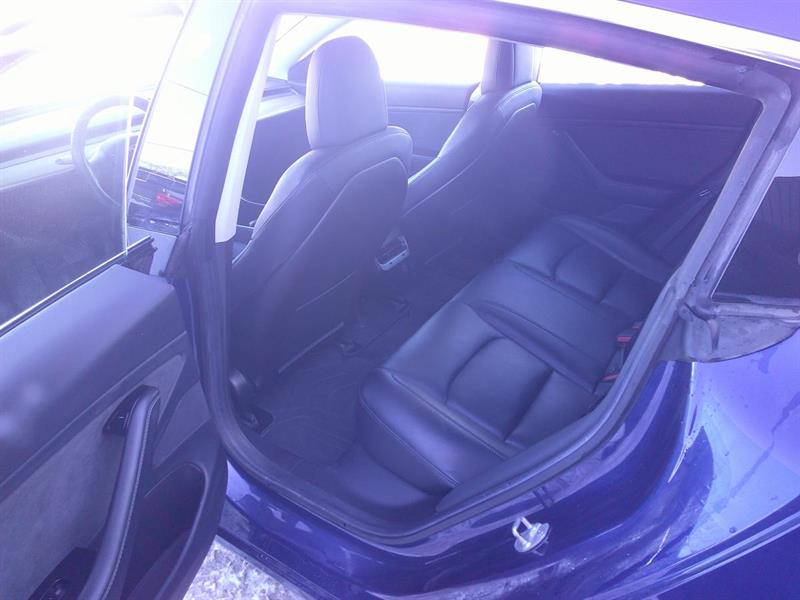 tesla Model 3 2019 - 11