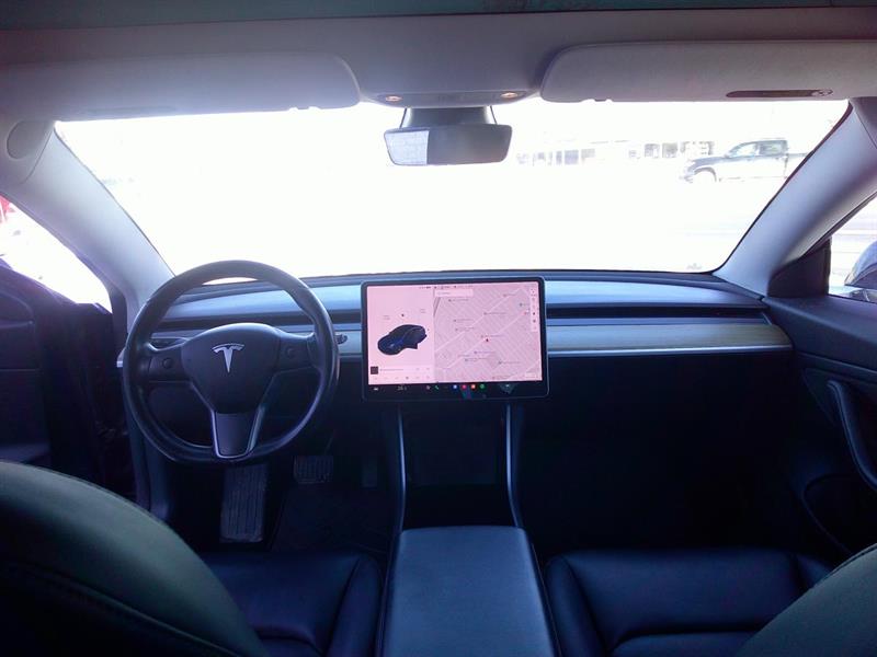 tesla Model 3 2019 - 12
