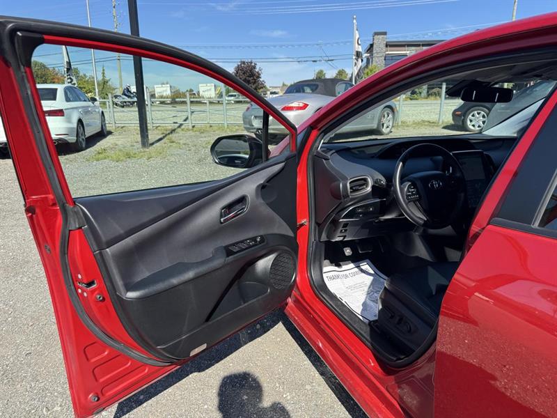 toyota Prius Prime 2022 - 12