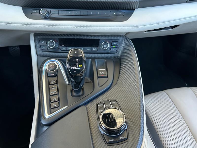 bmw i8 2019 - 19