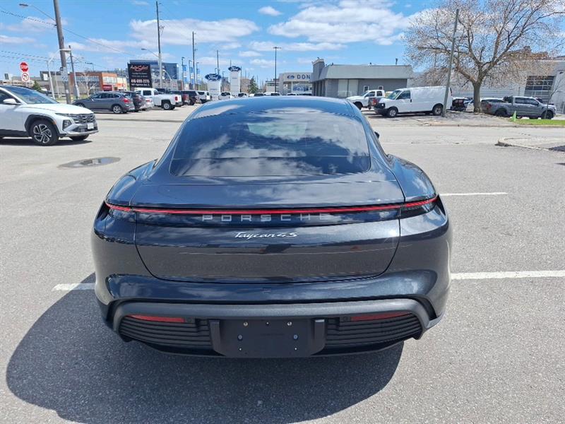 porsche Taycan 2022 - 4