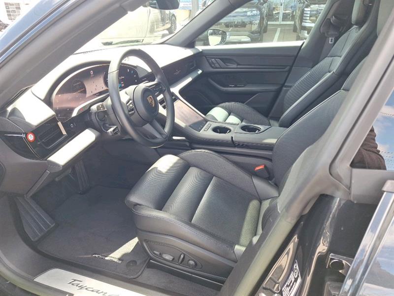 porsche Taycan 2022 - 11