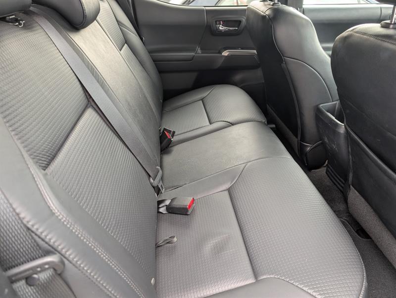 toyota Tacoma 2019 - 9