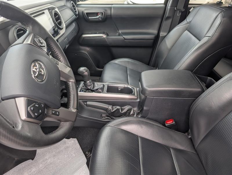 toyota Tacoma 2019 - 13