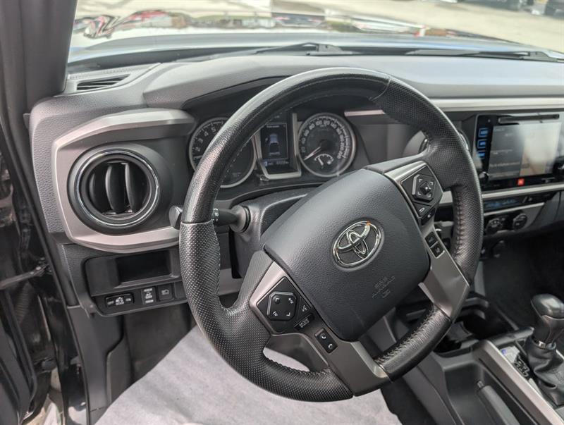 toyota Tacoma 2019 - 14