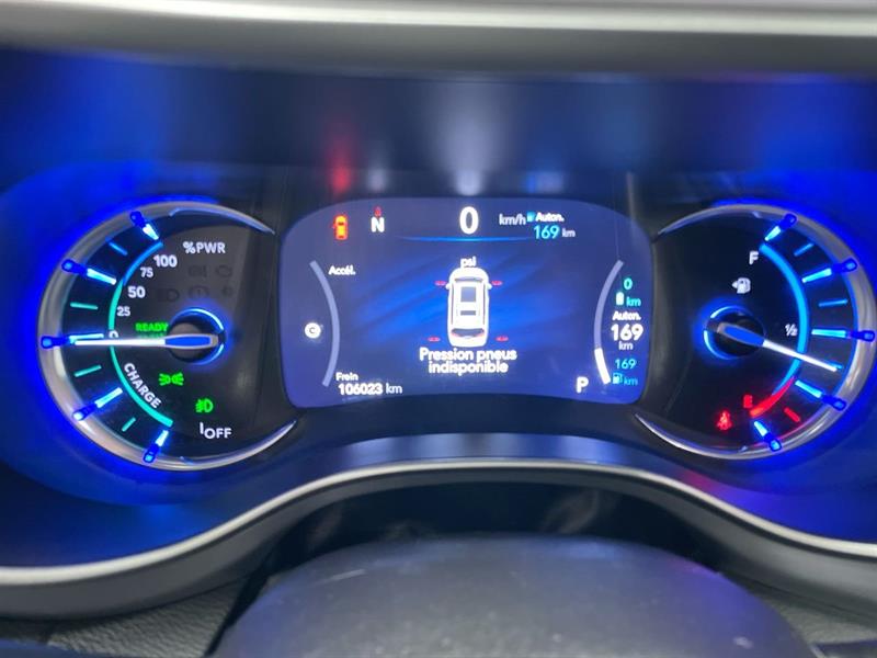 chrysler Pacifica Hybrid 2021 - 15