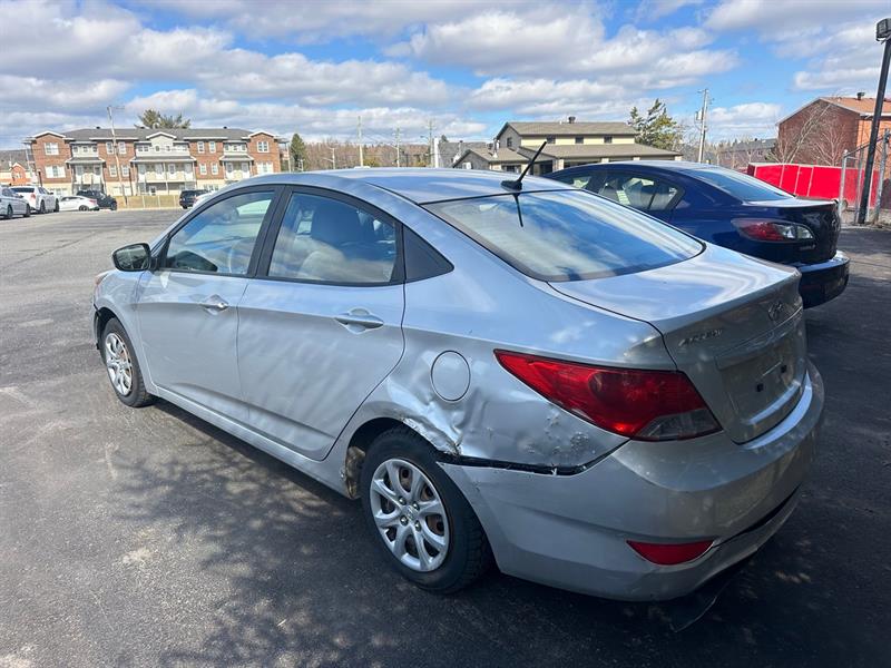 hyundai Accent 2012 - 3