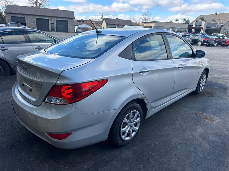hyundai Accent 2012 - 4