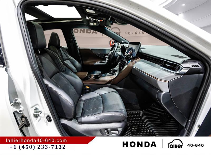 toyota Venza 2023 - 18