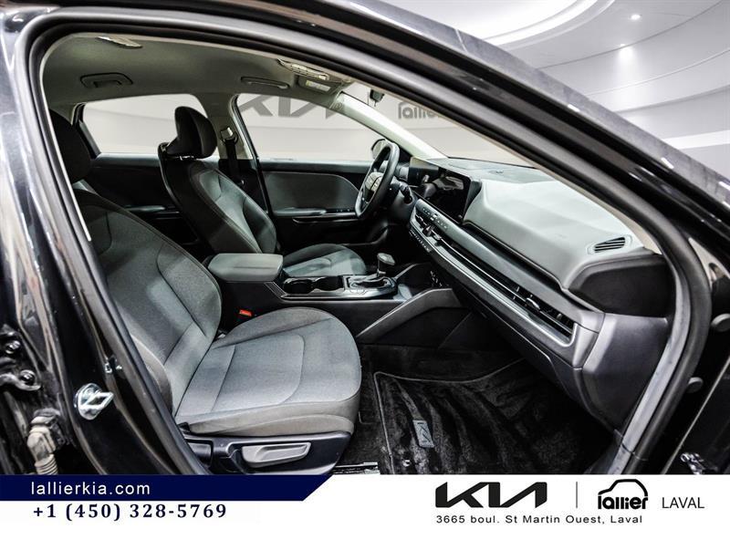 2025 Kia K4 - Image 18