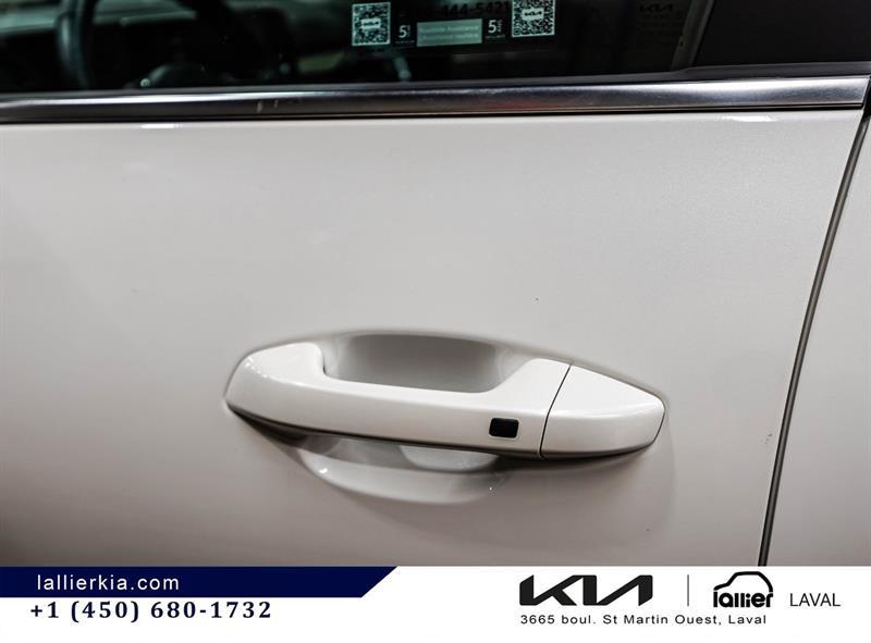 2025 Kia Seltos - Image 11