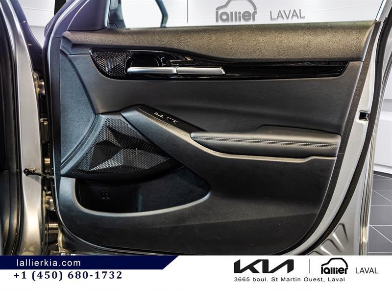 2025 Kia Seltos - Image 17