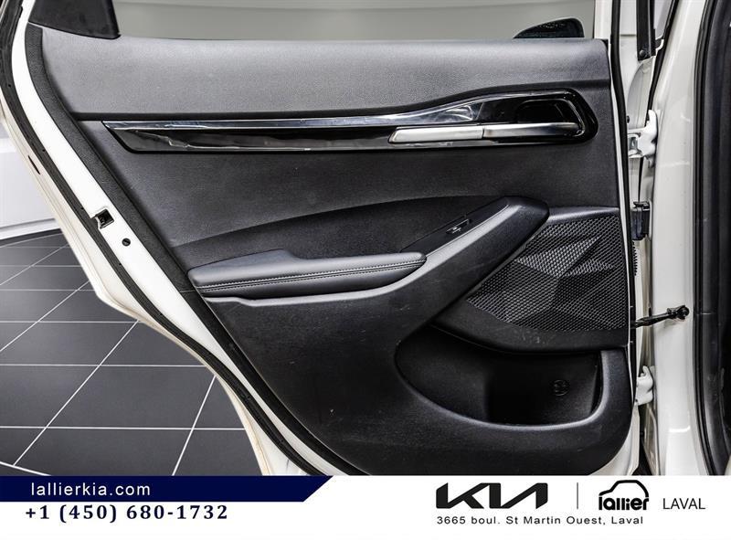 2025 Kia Seltos - Image 13