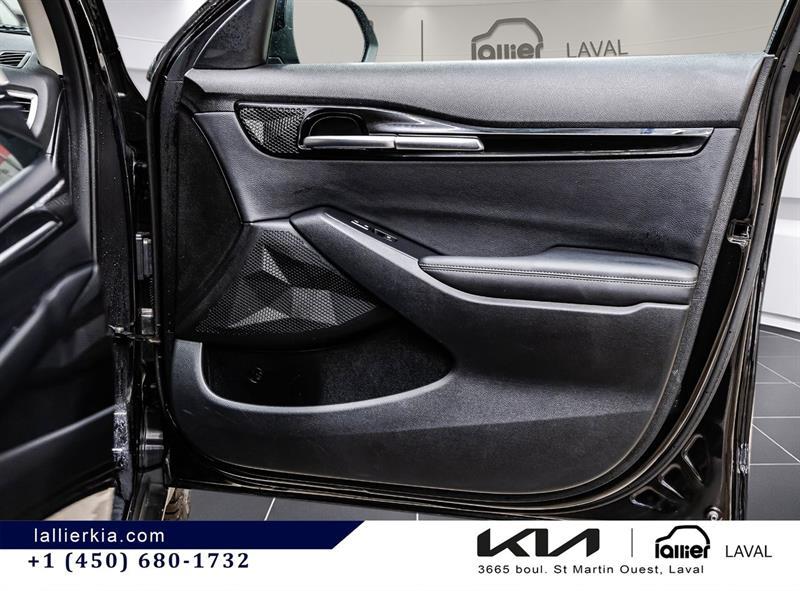 2025 Kia Seltos - Image 17