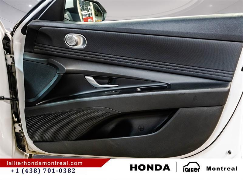 hyundai Elantra 2023 - 17