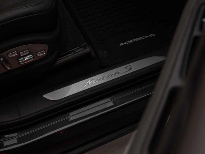 porsche Macan 2023 - 25