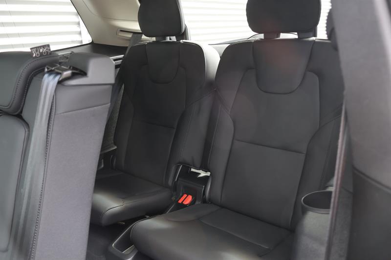volvo XC90 2025 - 19