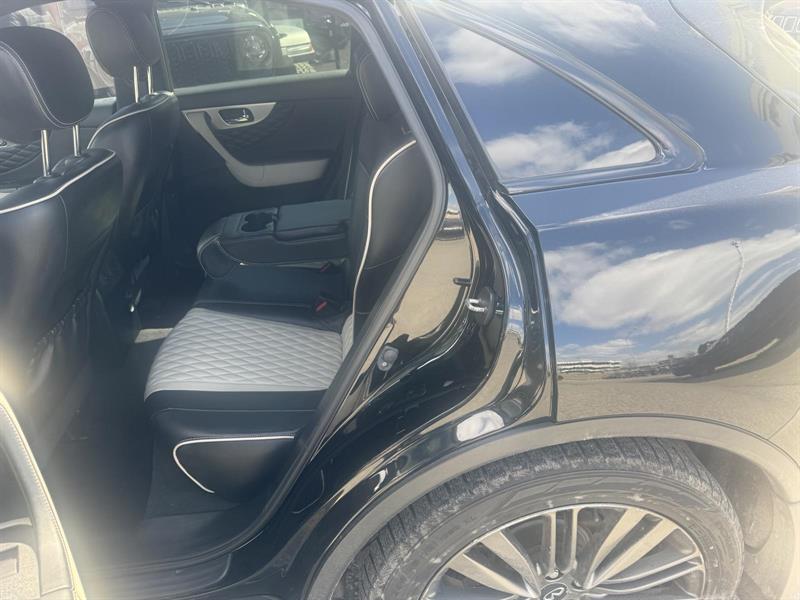 infiniti QX70 2017 - 8