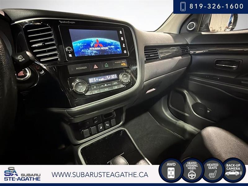 mitsubishi Outlander 2018 - 17
