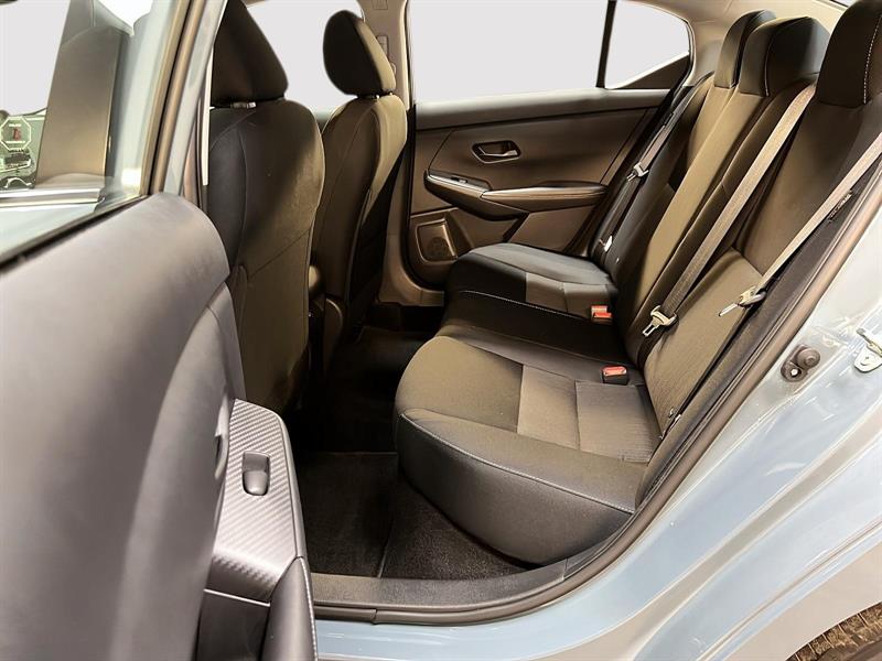 nissan Sentra 2024 - 9