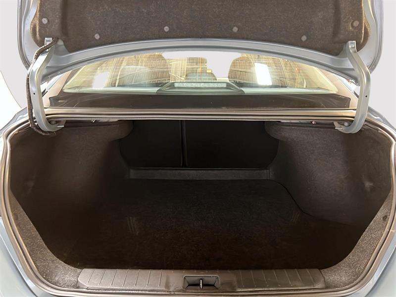 nissan Sentra 2024 - 12