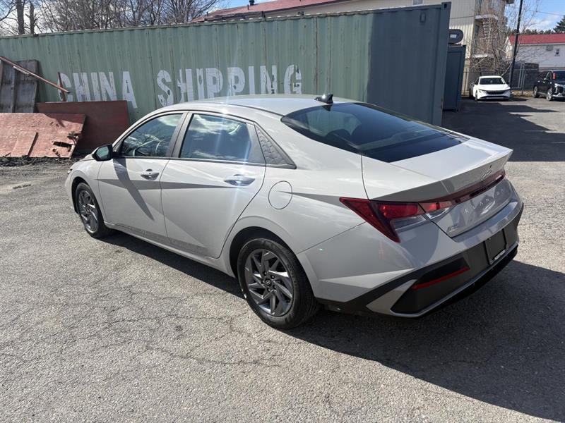 hyundai Elantra 2024 - 4