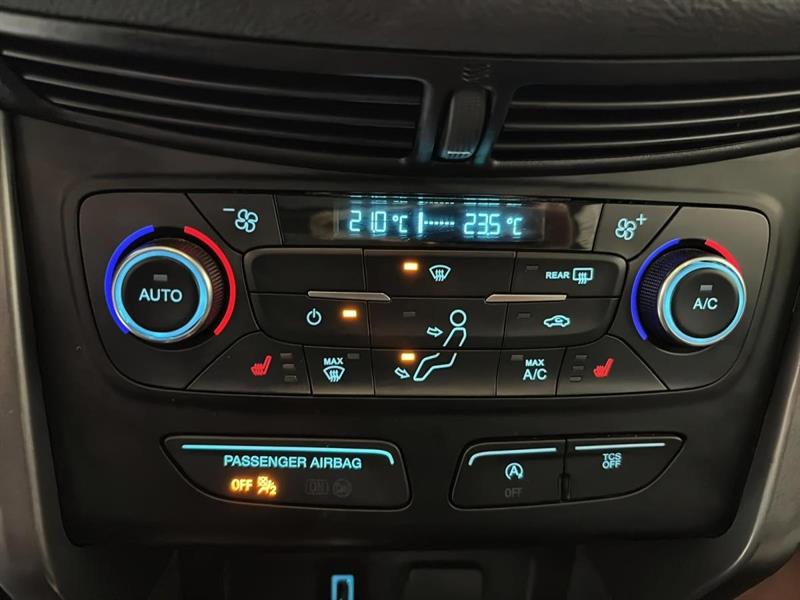 ford Escape 2017 - 24