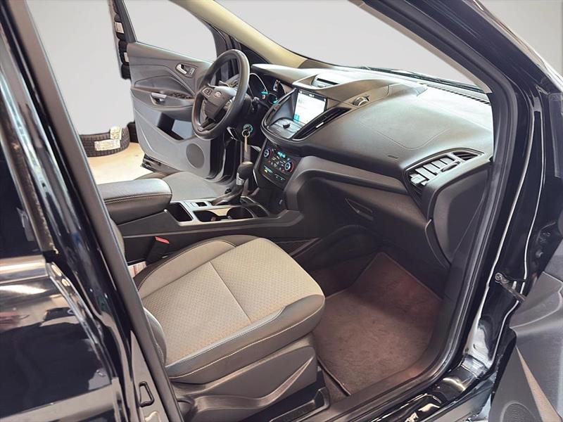 ford Escape 2017 - 27