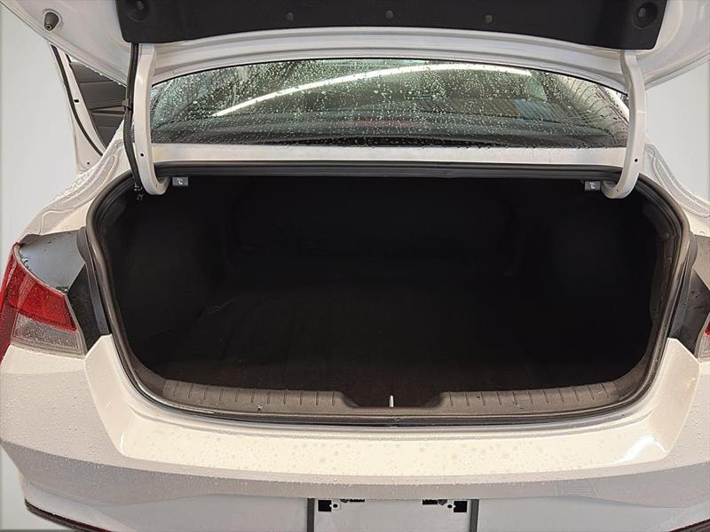 hyundai Elantra 2023 - 25