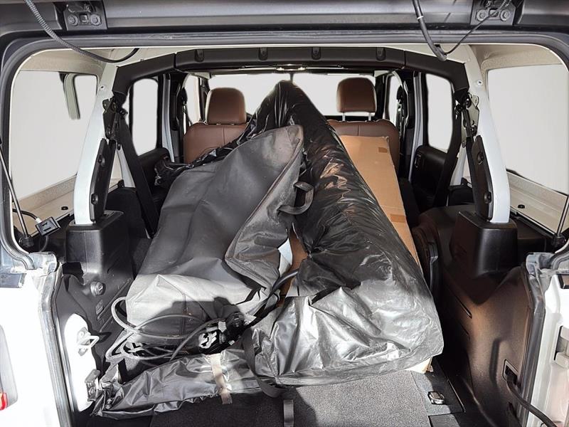 jeep Wrangler 4xe 2023 - 26
