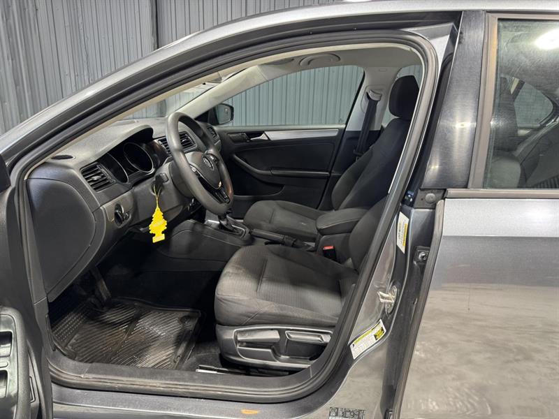 volkswagen Jetta 2016 - 10