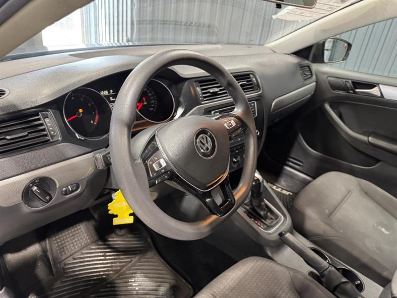 volkswagen Jetta 2016 - 15