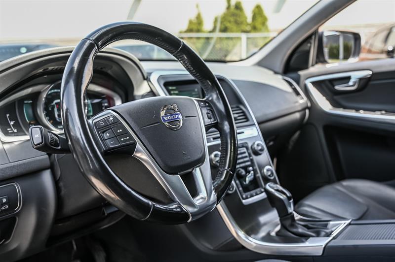 volvo XC60 2016 - 9