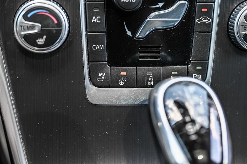 volvo XC60 2016 - 14