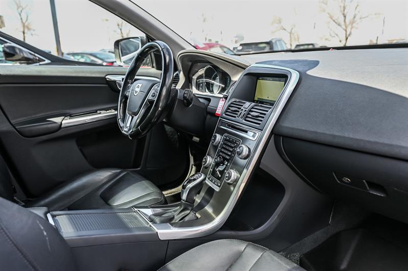 volvo XC60 2016 - 21