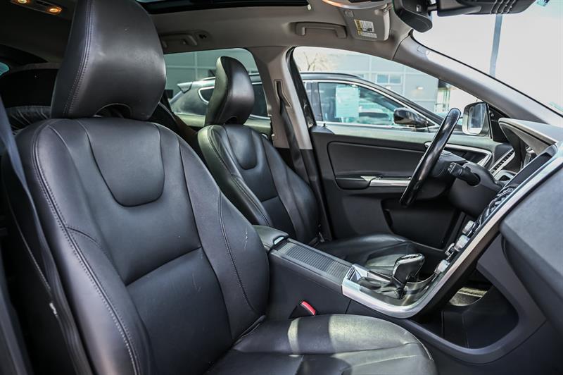 volvo XC60 2016 - 22
