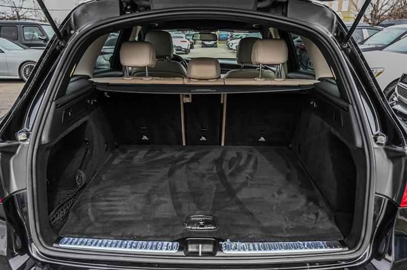 mercedes-benz GLC300 2018 - 14