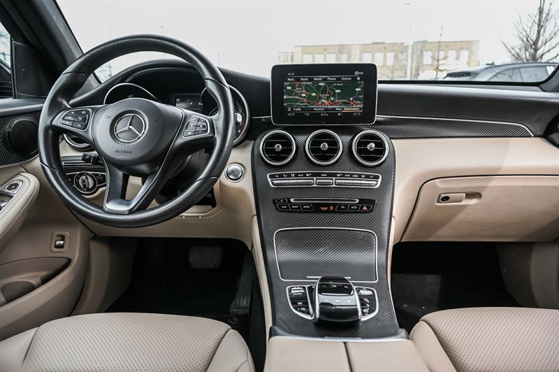 mercedes-benz GLC300 2018 - 23
