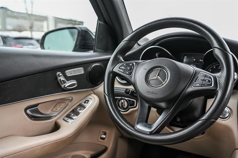 mercedes-benz GLC300 2018 - 24