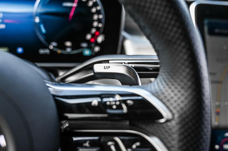 mercedes-benz GLC63 AMG 2025 - 22