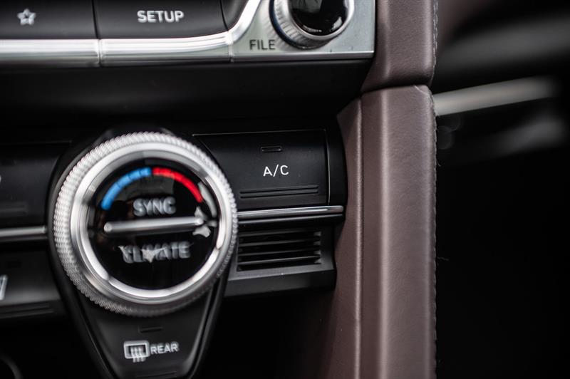 genesis G70 2023 - 29