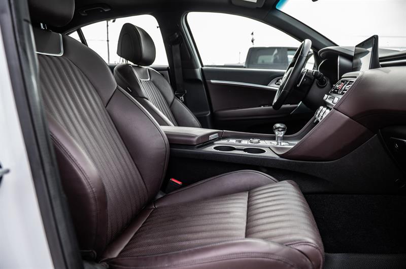 genesis G70 2023 - 38