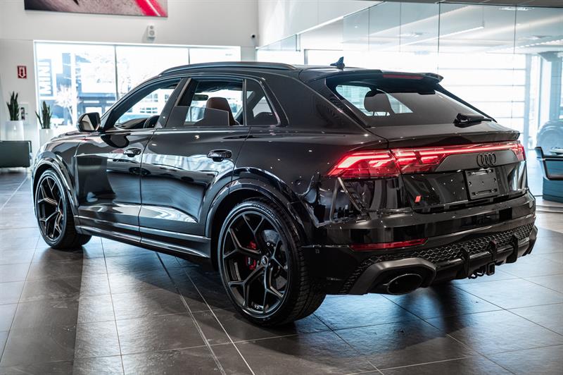 audi RS Q8 2025 - 6