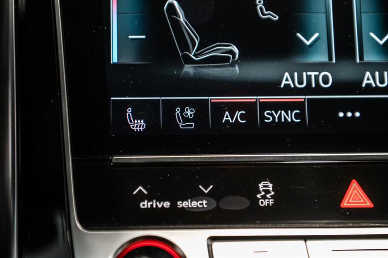 audi RS Q8 2025 - 24