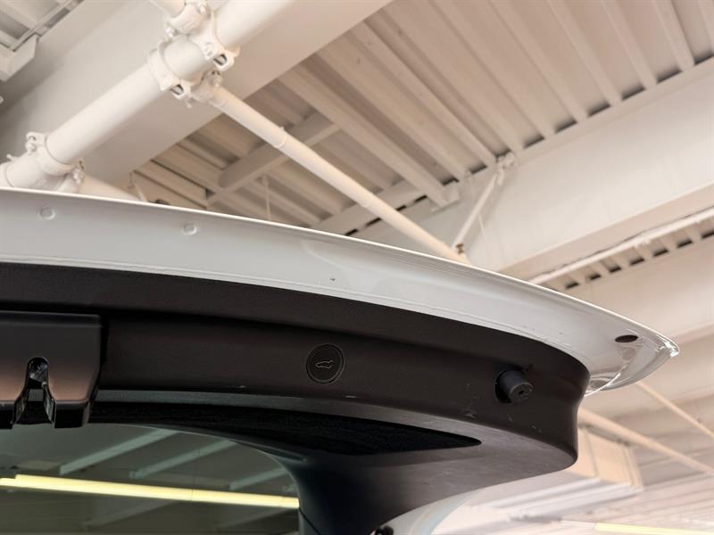 tesla Model Y 2024 - 10