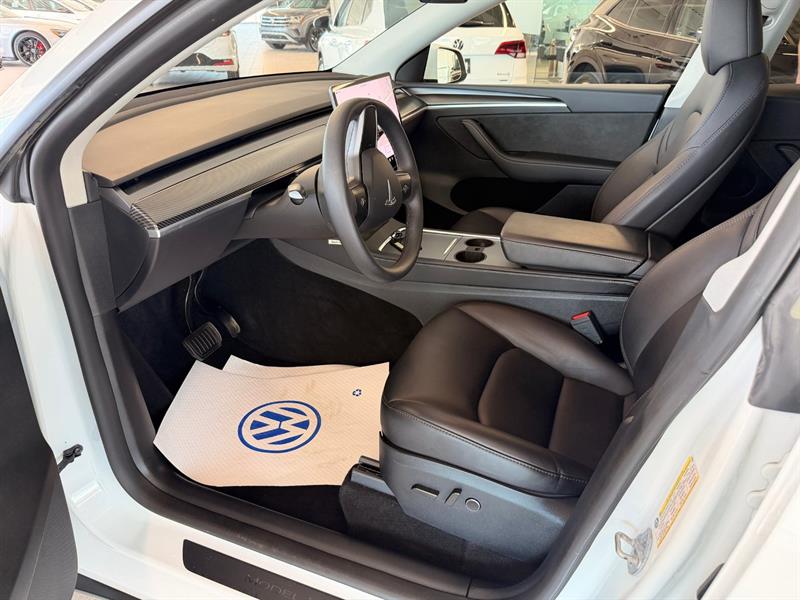 tesla Model Y 2024 - 12