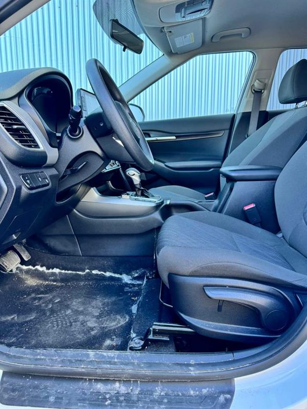 kia Seltos 2022 - 8