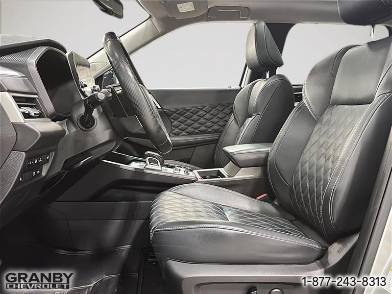 mitsubishi Outlander 2024 - 11