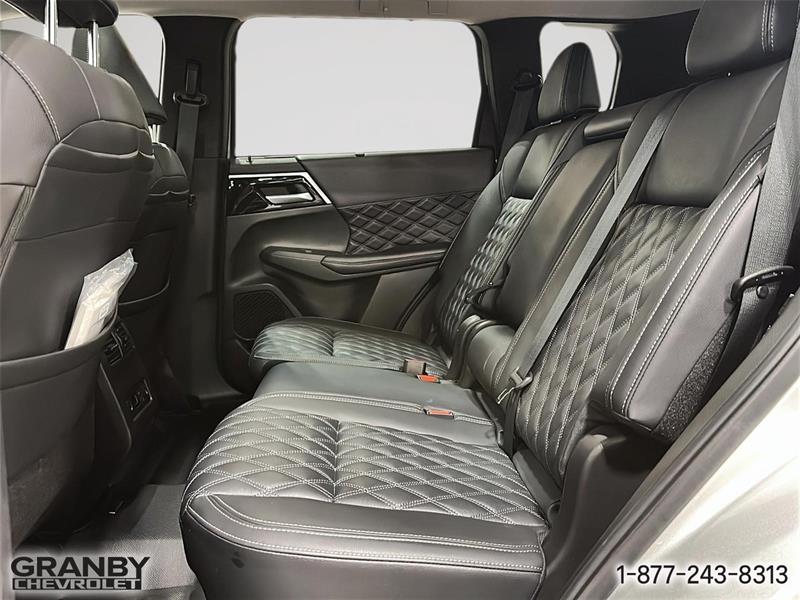 mitsubishi Outlander 2024 - 12
