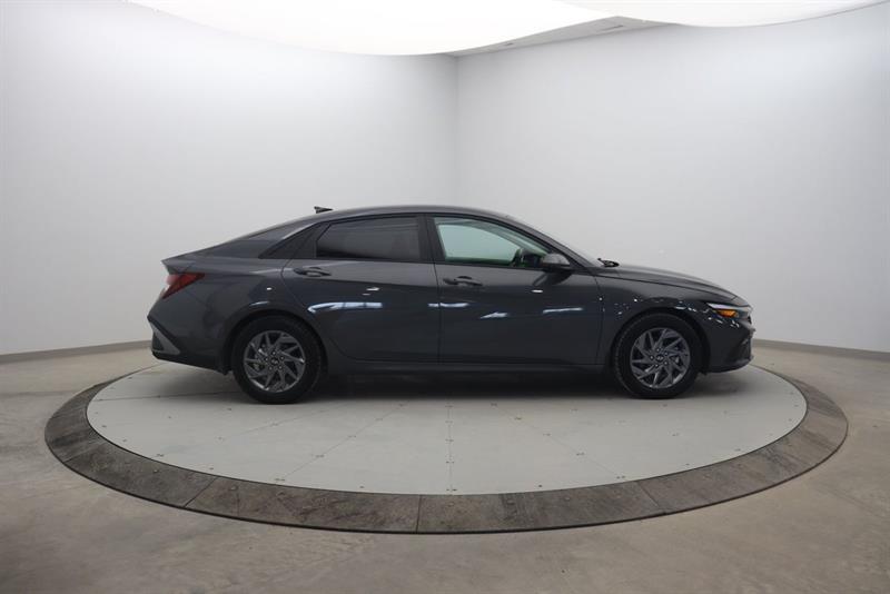 hyundai Elantra 2024 - 3